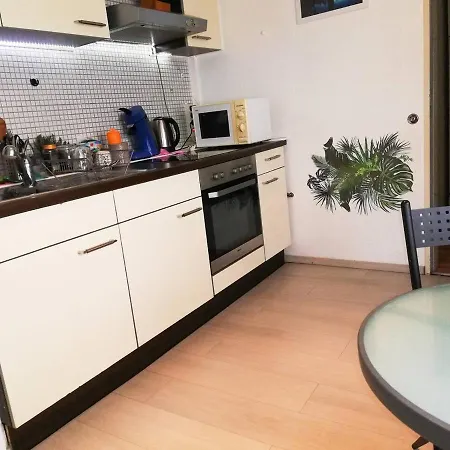 Apartamento 2 Bed Flat - Sleeps 3 - Pets - Parking - Wifi Villingen-Schwenningen
